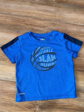 Athletic Works Dri-fit Blue, Short Sleeve Basketball Shirt. Boys size 3T.